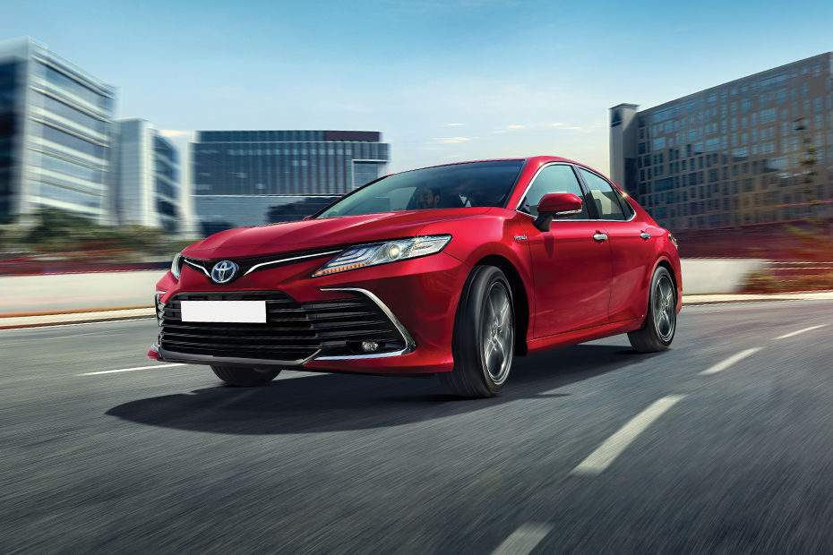 Toyota Camry Price - Features, Images, Colours & Reviews