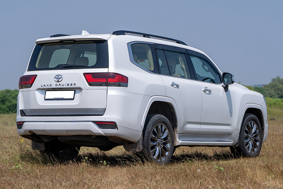 自動車 TRUESCALE1/18TyrrellP34 1976Silverstmone トヨタ ランドクルーザー 2021年モデル ZX (ディーゼル)の価格・性能