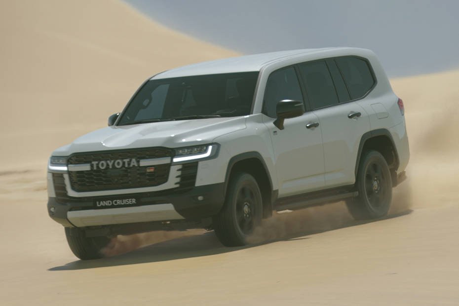 Toyota Land Cruiser Exterior Image