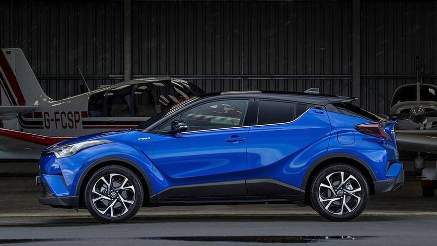 Toyota C-HR Images - C-HR Interior & Exterior Photos & Gallery