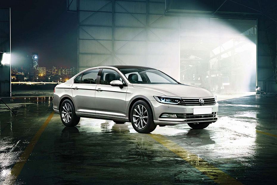 Volkswagen Passat Comfort Reviews - Check 5 Latest Reviews & Ratings