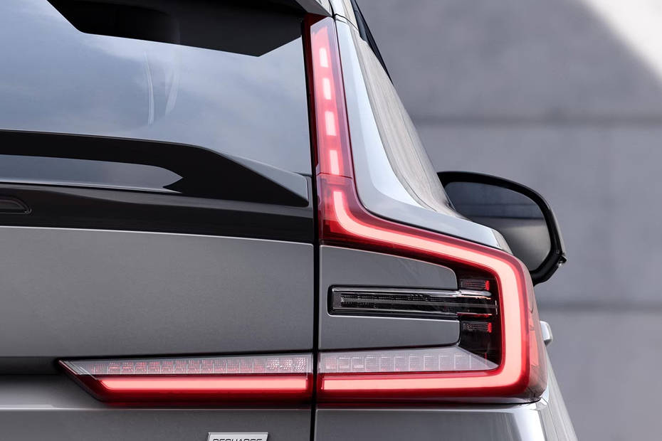 Volvo C40 Recharge Taillight