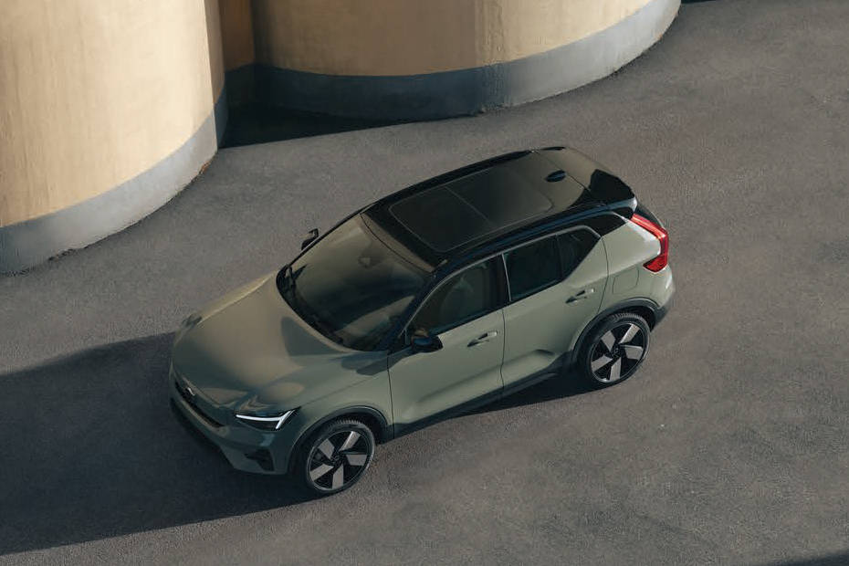 Volvo XC40 Recharge Exterior Image