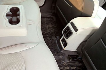 Jeep Compass 2018 2021 2 0 Limited On Road Diesel Features Specs Images - 2018 Jeep Compass Limited Seat Covers Jeep Compass 2018 2021 2 0 Limited On Road Diesel Features Specs Images - 2018 Jeep Compass Limited Seat Covers