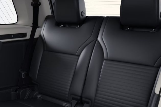 Land Rover Discovery Rear Seats Image