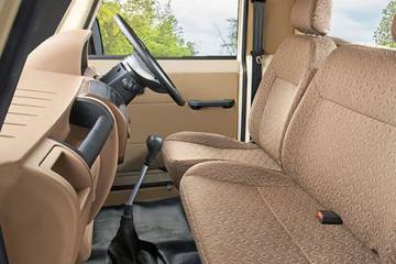 Mahindra Bolero Pik Up Fb 1 7t On Road Price Diesel Features Specs Images