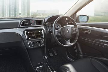 Maruti Ciaz S On Road Price Petrol Features Specs Images Maruti Ciaz S On Road Price Petrol Features Specs Images