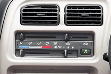 Maruti Eeco 5 Seater Ac On Road Price Petrol Features Specs Images