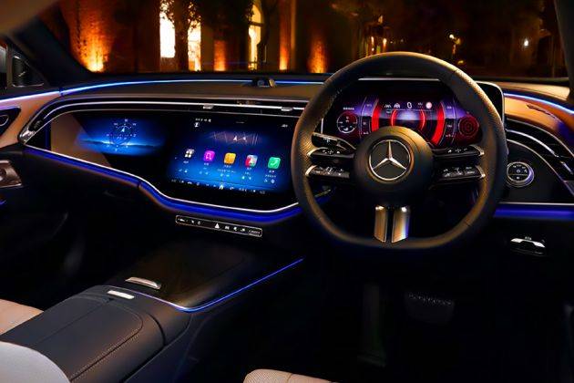 Mercedes-Benz E-Class DashBoard Image