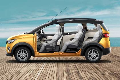 Renault Triber Price (July Offers!), Images, Review & Colours