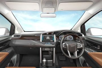 Toyota Innova Crysta Vx Interior