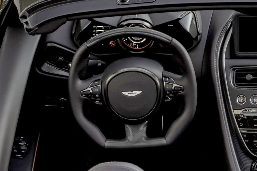 Aston Martin DBS Superleggera Steering Wheel Image
