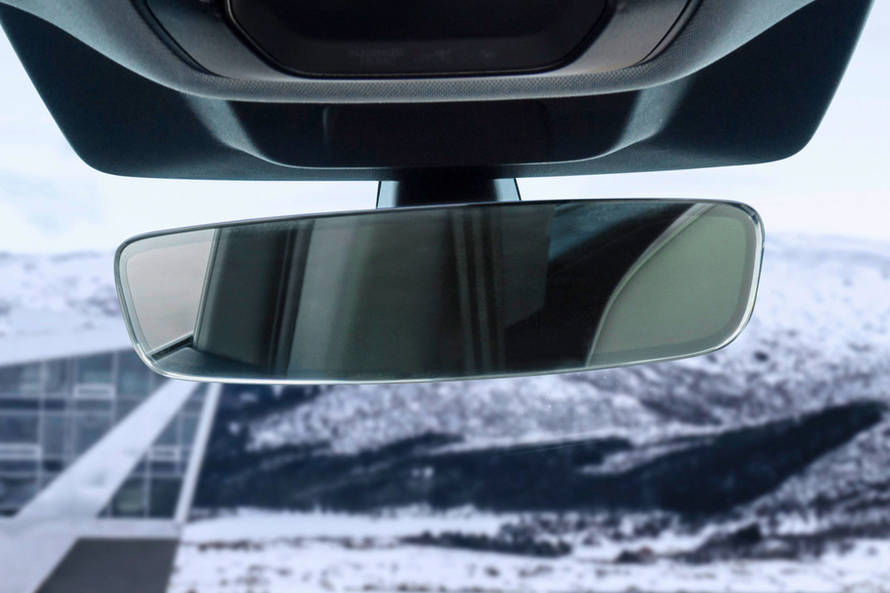 Audi Q6 e-tron Rear View Mirror/Courtesy Lamps