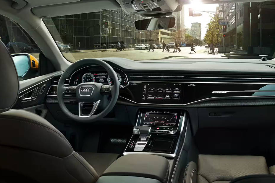 Audi Q8 DashBoard