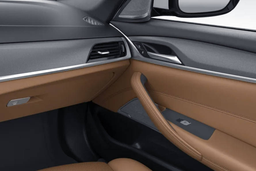 BMW 5 Series Passenger View