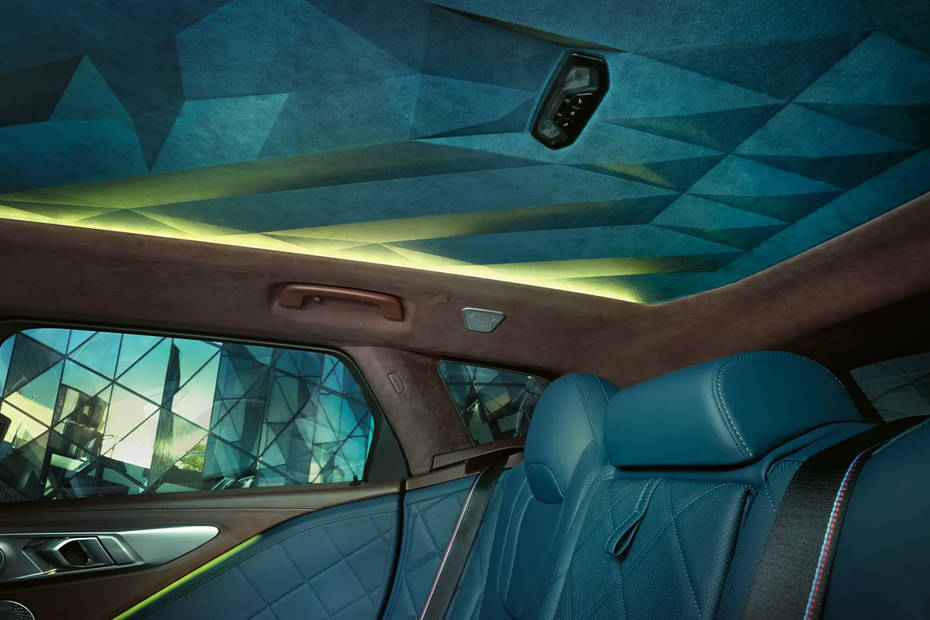 BMW XM Interior Image