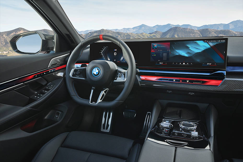 BMW i5 Center Console