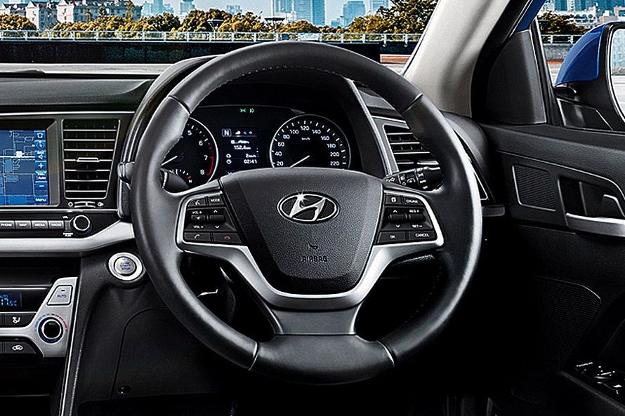 Hyundai Elantra 2015-2019 Steering Wheel Image