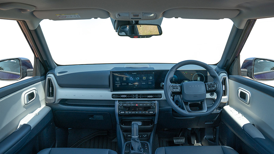 हुंडई वेन्यू डैशबोर्ड