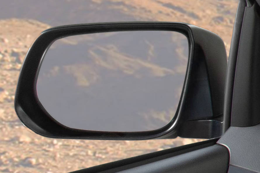 Isuzu V-Cross Side Mirror (Glass)
