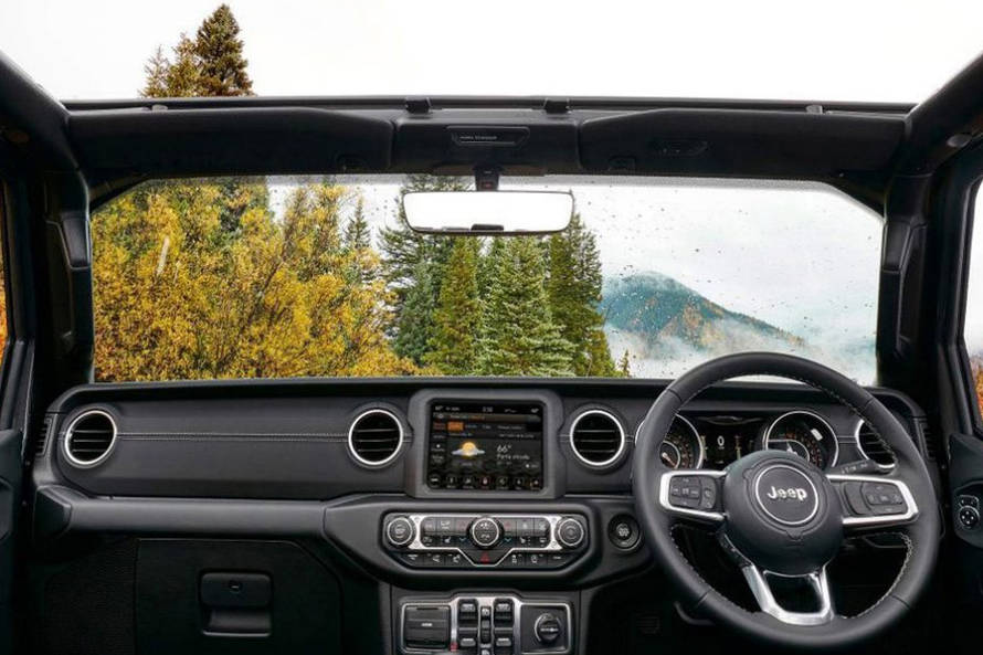ജീപ്പ് വഞ്ചകൻ dashboard