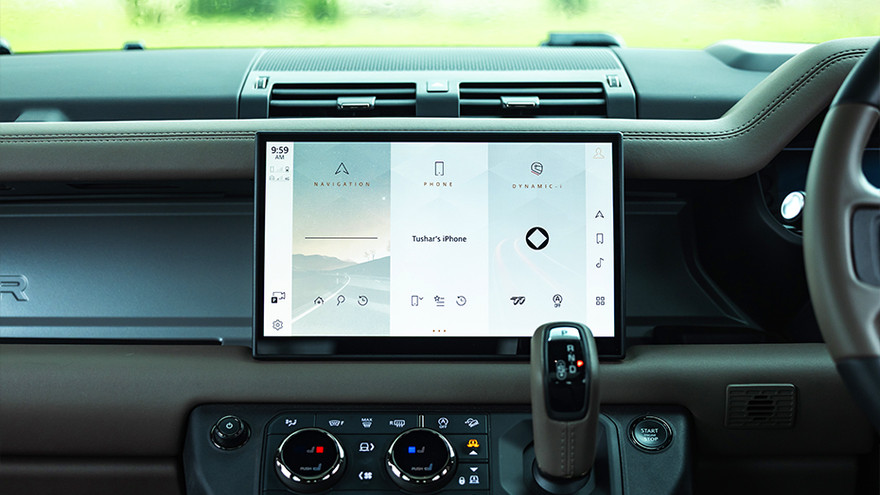 டிபென்டர் infotainment system