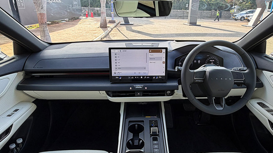 லேக்சஸ் இஎஸ் 350h dashboard