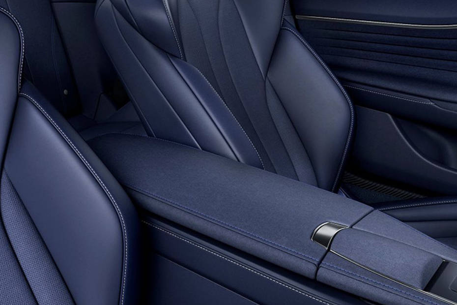 Lexus LC 500h Front Armrest