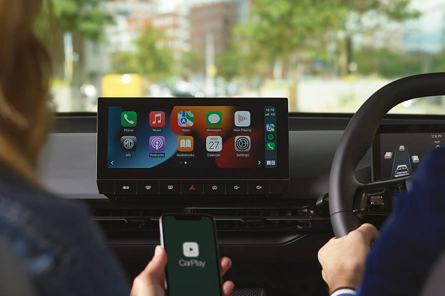 எம்ஜி 4 இவி infotainment system main menu