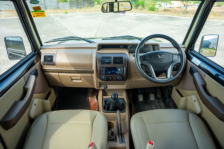 Mahindra Bolero Dashboard