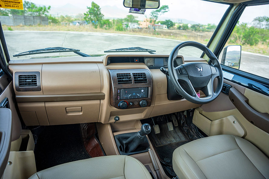 Mahindra Bolero Dashboard: Passenger's View
