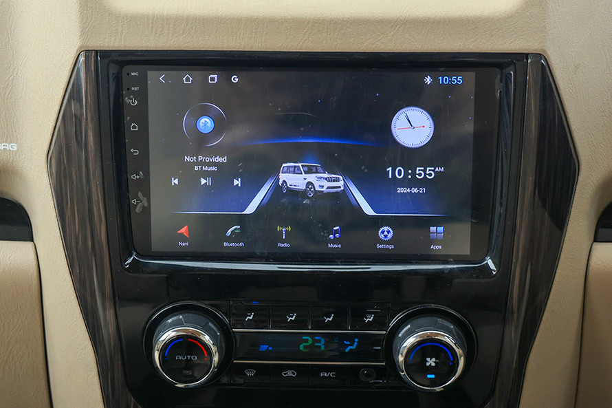 Mahindra Scorpio Infotainment System