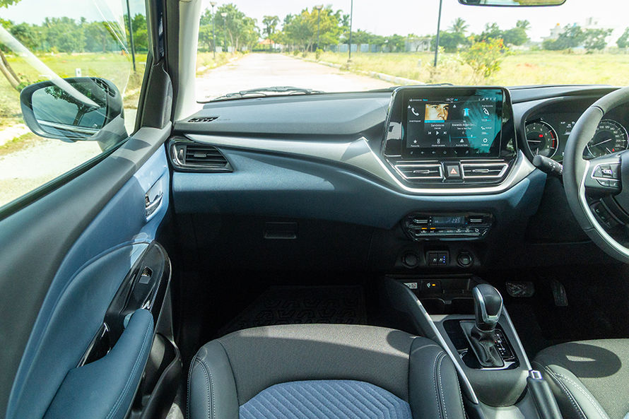 Maruti Suzuki Baleno Dashboard: Passenger's View Maruti Suzuki Baleno Dashboard: Passenger's View