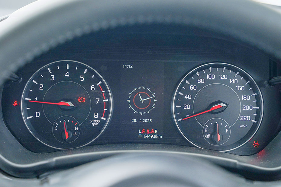 Dzire thumb 6