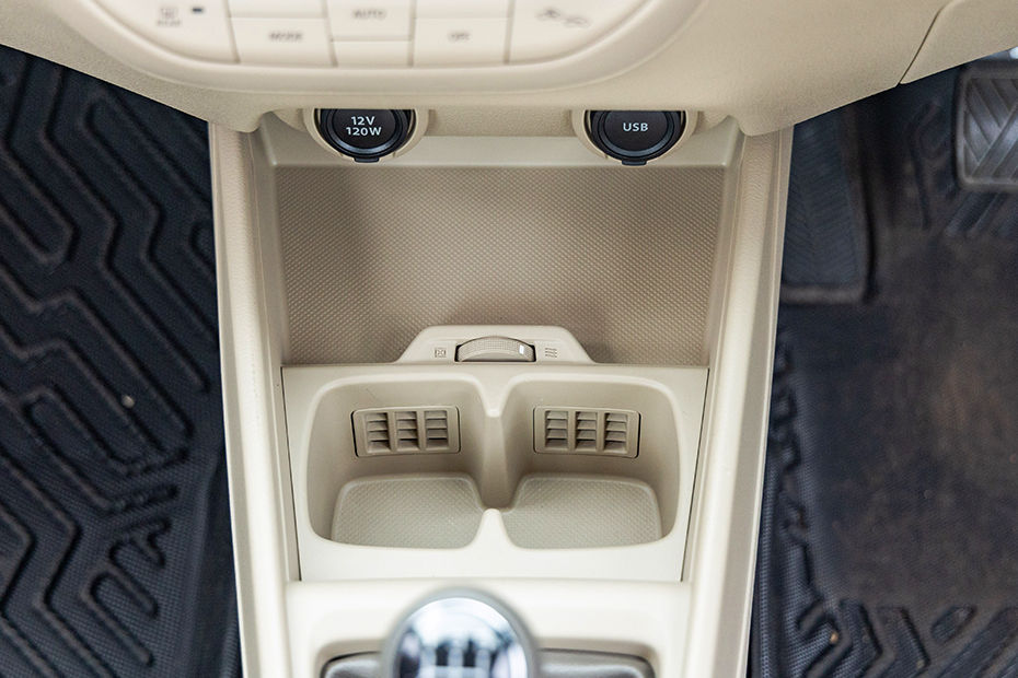 Maruti Suzuki Ertiga Front Cup Holder