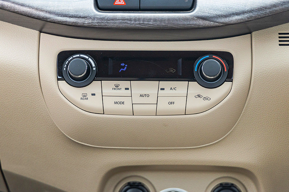 Maruti Suzuki Ertiga AC Controls