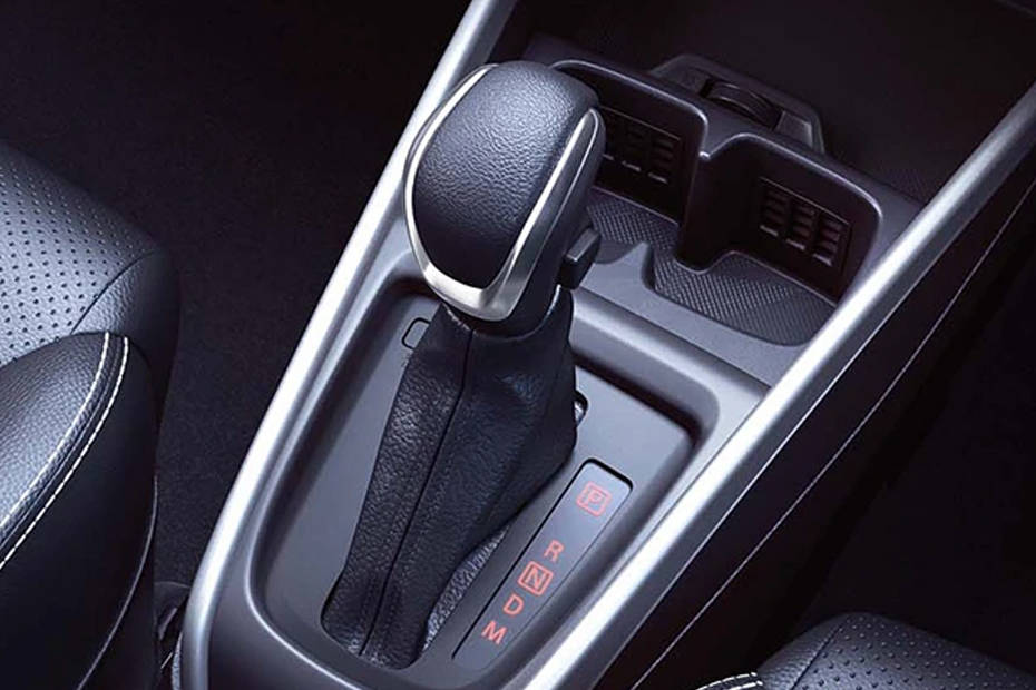 Maruti XL6 Gear Shifter