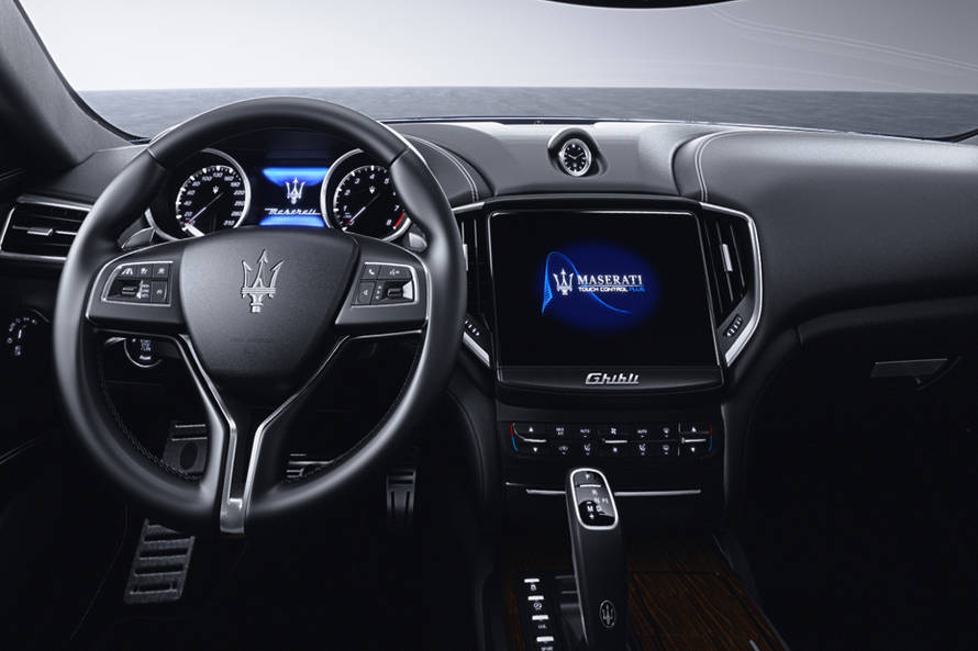 Maserati Ghibli DashBoard