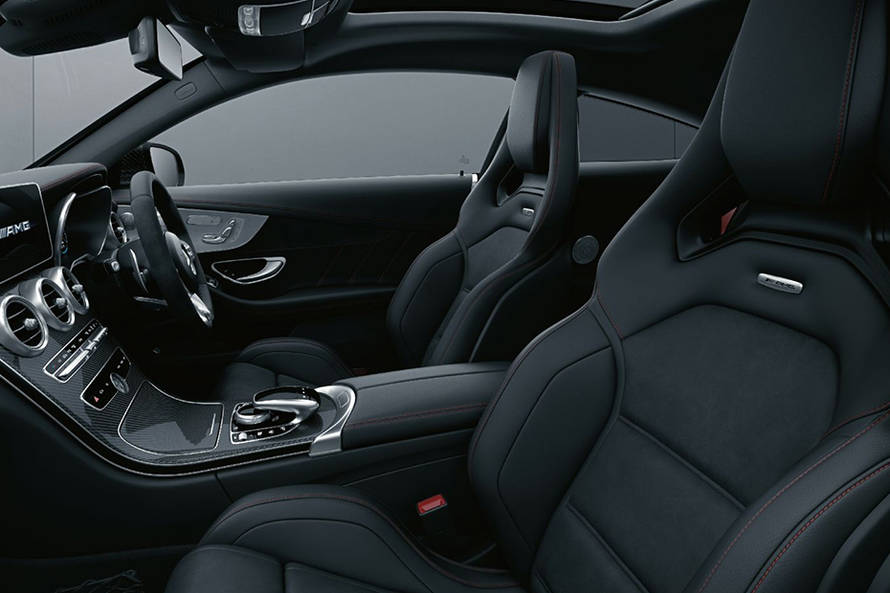 Mercedes-Benz AMG C 43 Front Seats (Passenger View)