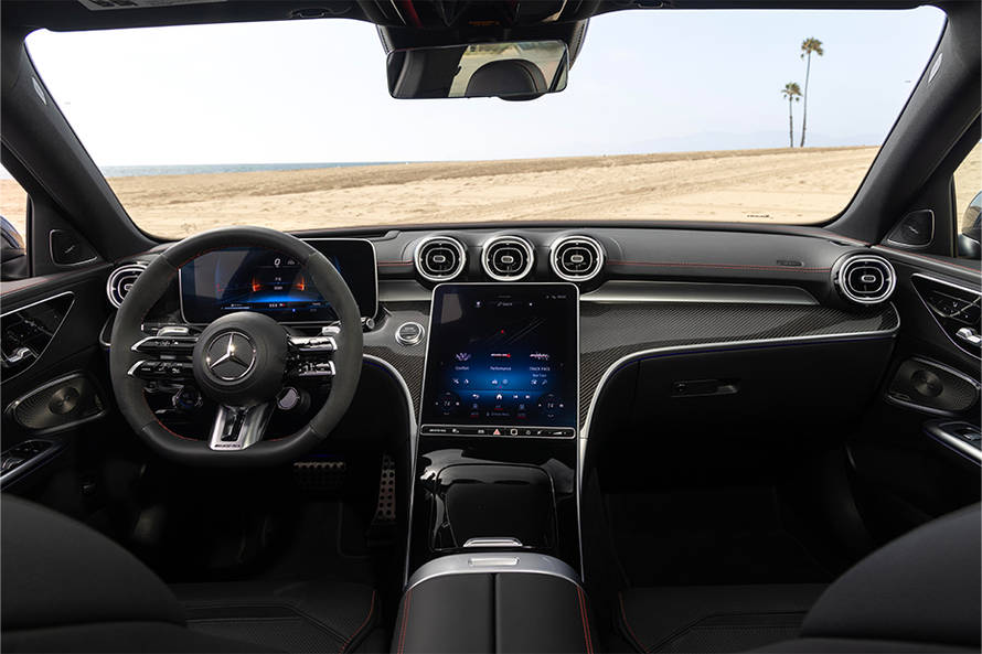 മേർസിഡസ് എഎംജി സി43 dashboard