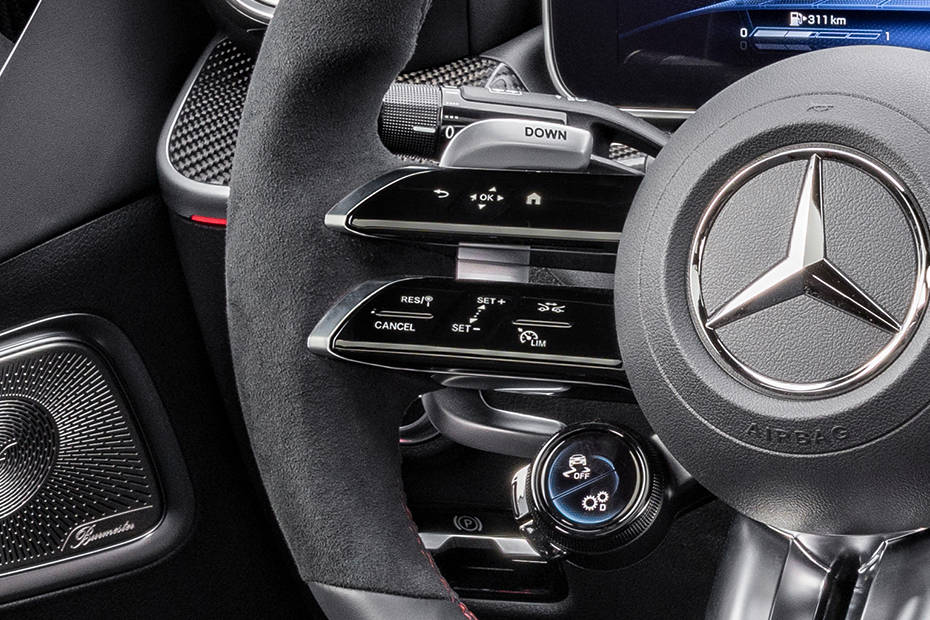 Mercedes-Benz AMG C43 Steering Controls