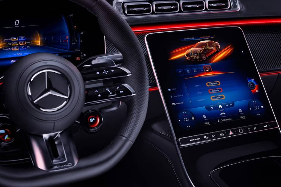 Mercedes-Benz AMG S 63 Infotainment Stytem