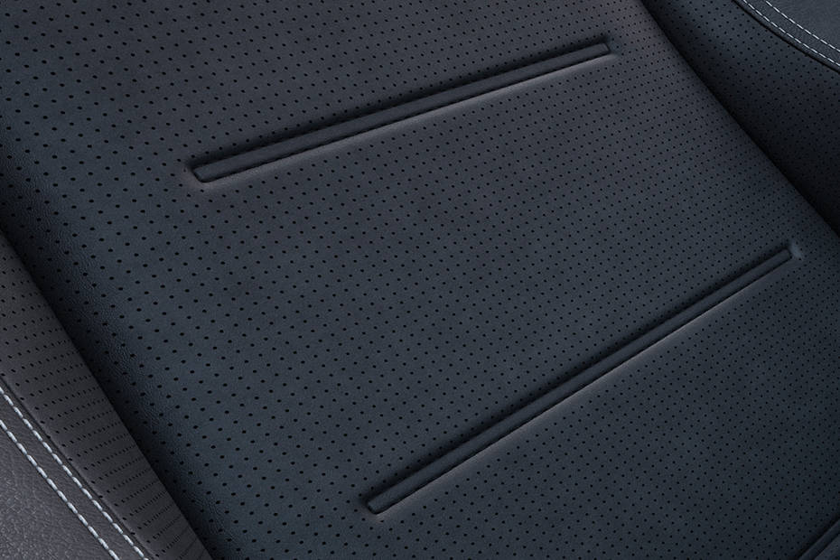 Mercedes-Benz GLE Facelift Upholstery Details