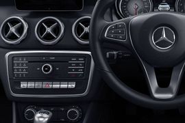 Mercedes Benz Gla Class Videos Reviews Videos By Experts Test