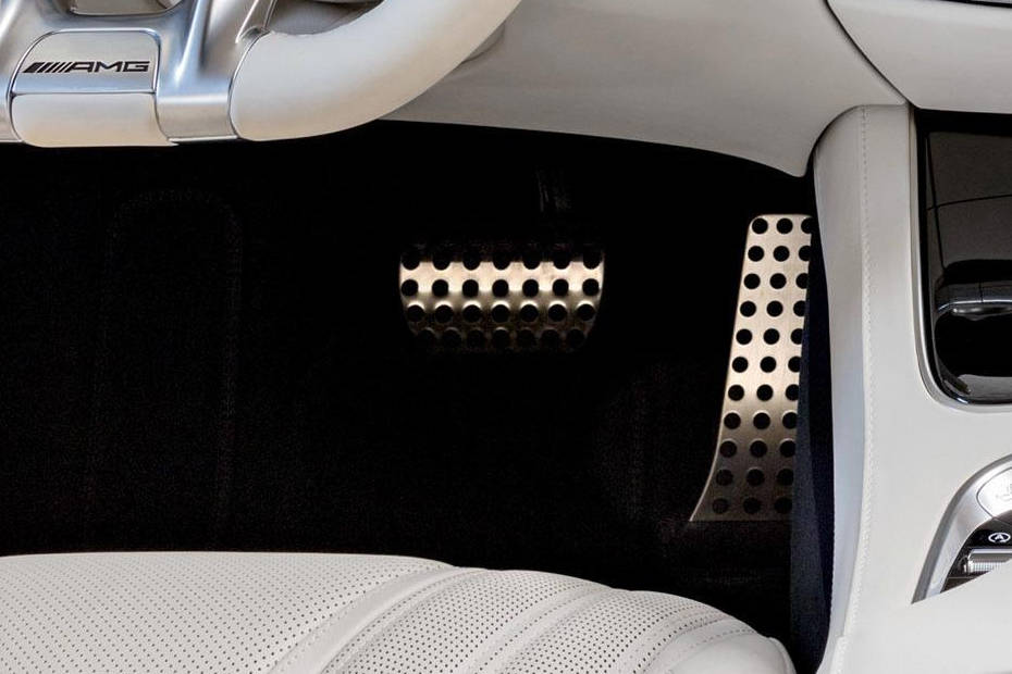 Mercedes-Benz S-Class Pedals