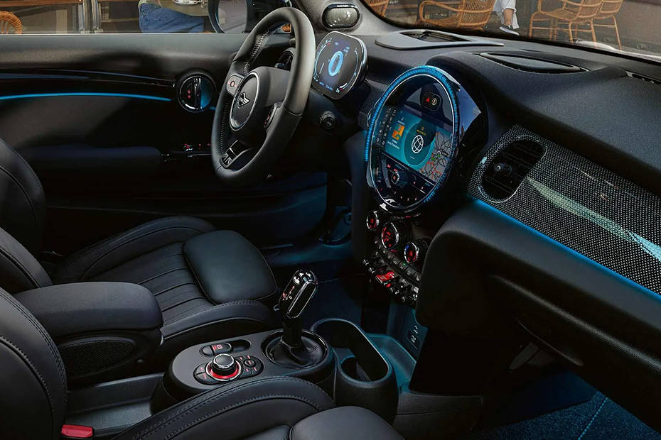 Mini Cooper 3 DOOR Door view of Driver seat