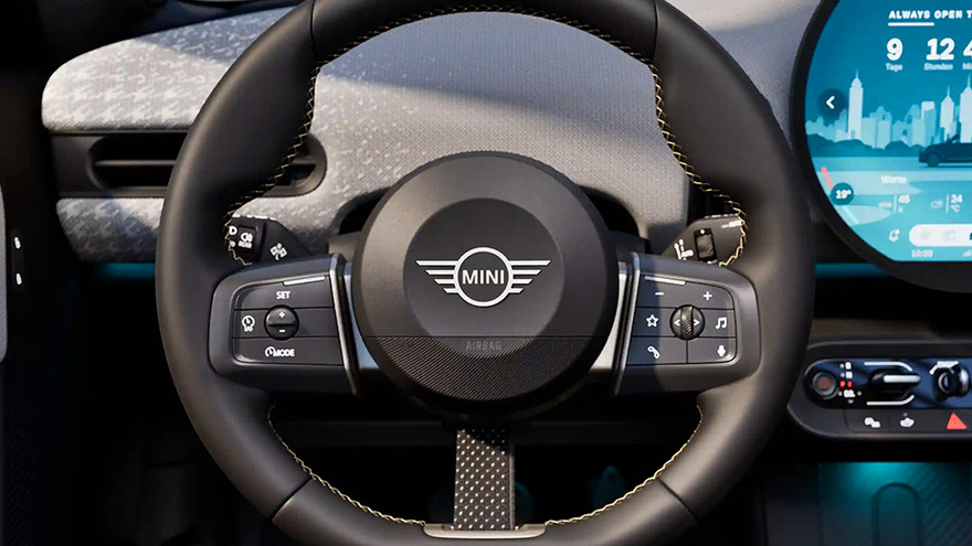 മിനി കൂപ്പർ കൺവേർട്ടബിൾ സ്റ്റിയറിങ് ചക്രം