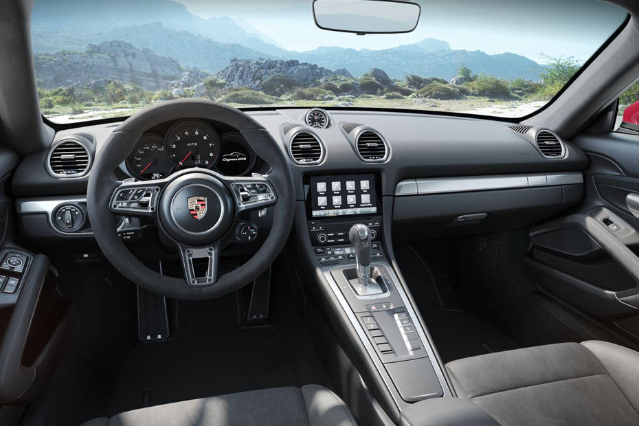 Porsche 718 DashBoard