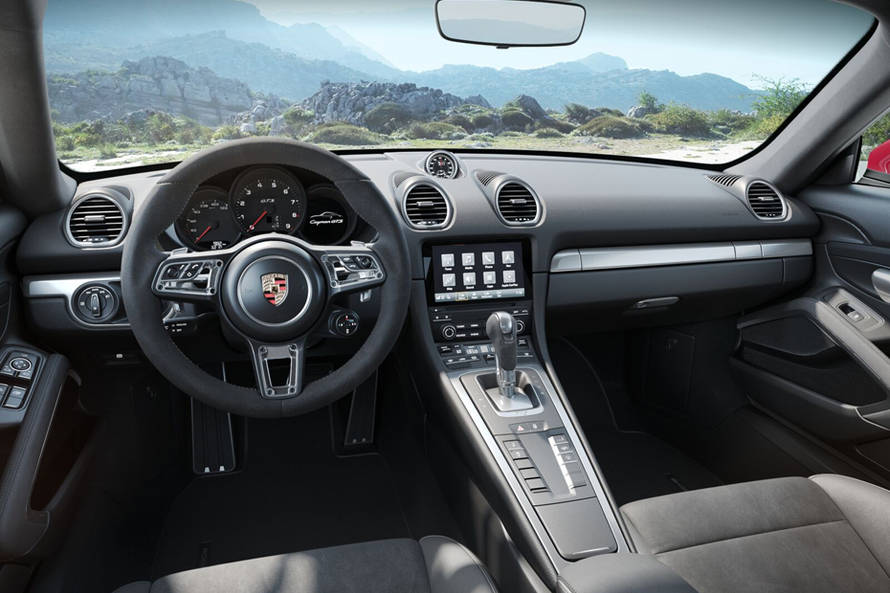 പോർഷെ 718 dashboard
