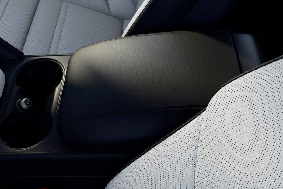 Porsche Cayenne Front Armrest